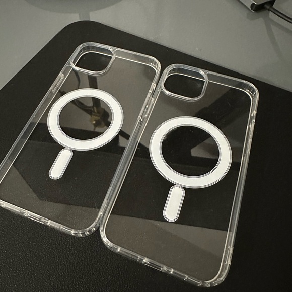 Pack of 2 iPhone 14 Max clear MagSafe case - Picture 2 of 2